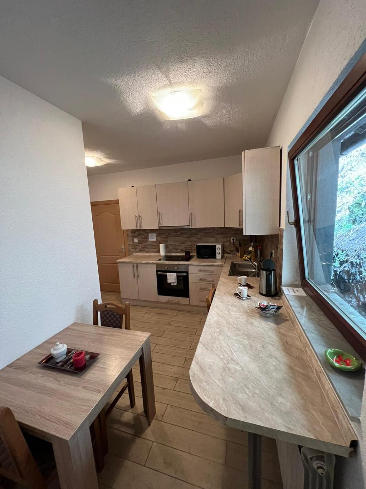 Stari Grad Hotel Doboj Bagian luar foto